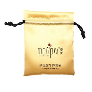 Buy cheap 7x9cm (2.7x3.5inch) Jewelry Drawstring Pouch Promotional Small Gold Satin Bag With Logo Fabric Drawstring Gift Bags from wholesalers