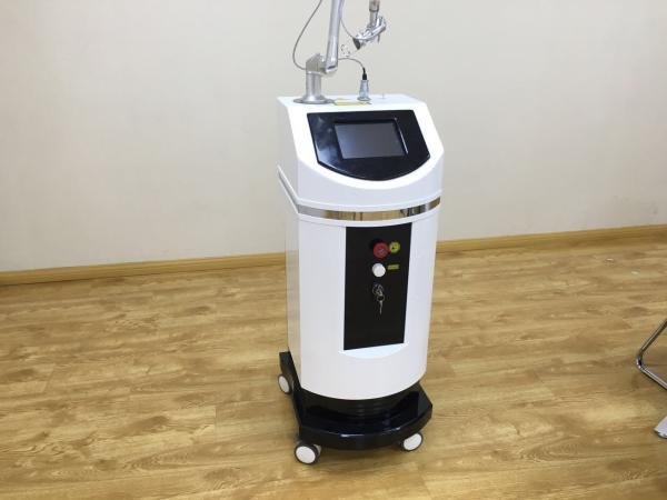 Buy cheap Fractional Co2 Laser Wrinkle Remover Machine , Vaginal Tightening Machine from wholesalers