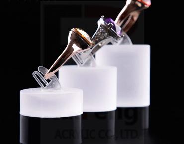 Buy cheap White Clear display stands for finger ring, White finger ring riser from wholesalers