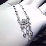 Piaget full diamonds rose necklace of 18kt gold with yellow gold or white gold