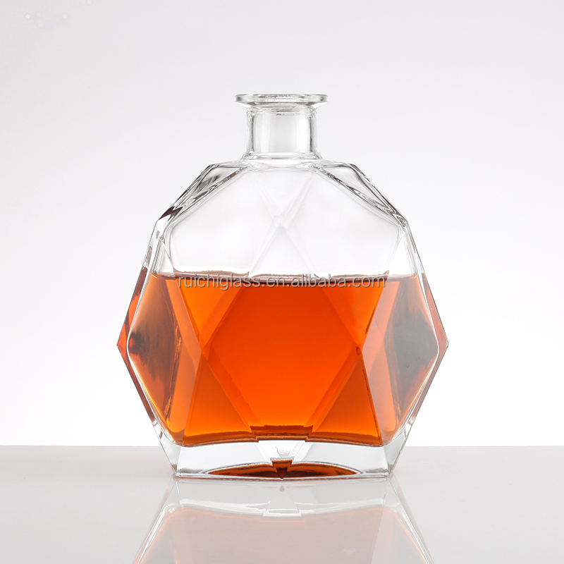 Customize Sealing Type 500ml Super Flint High Transparent Fancy Whisky XO Glass Bottle