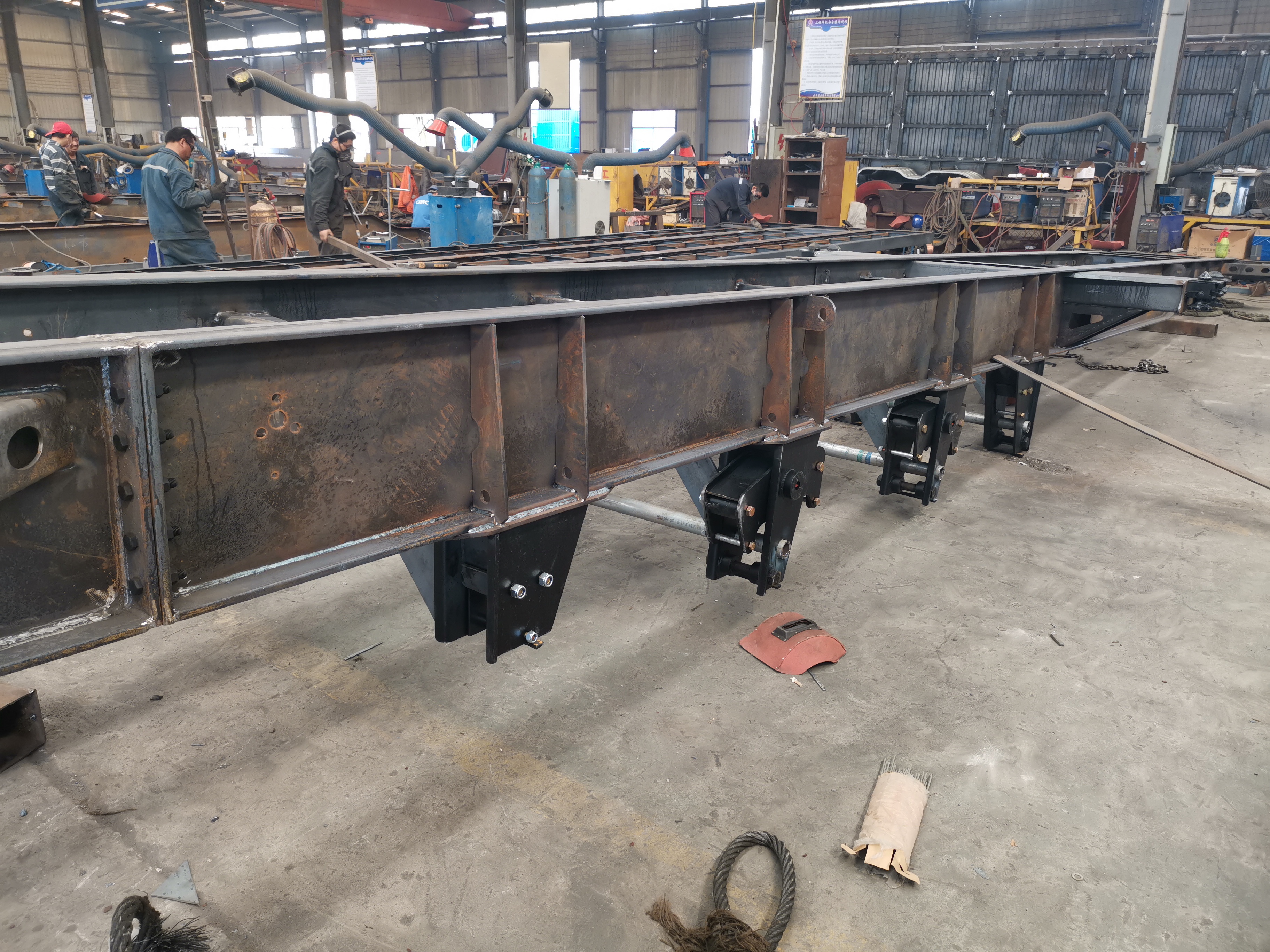 Production of Skeleton trailer