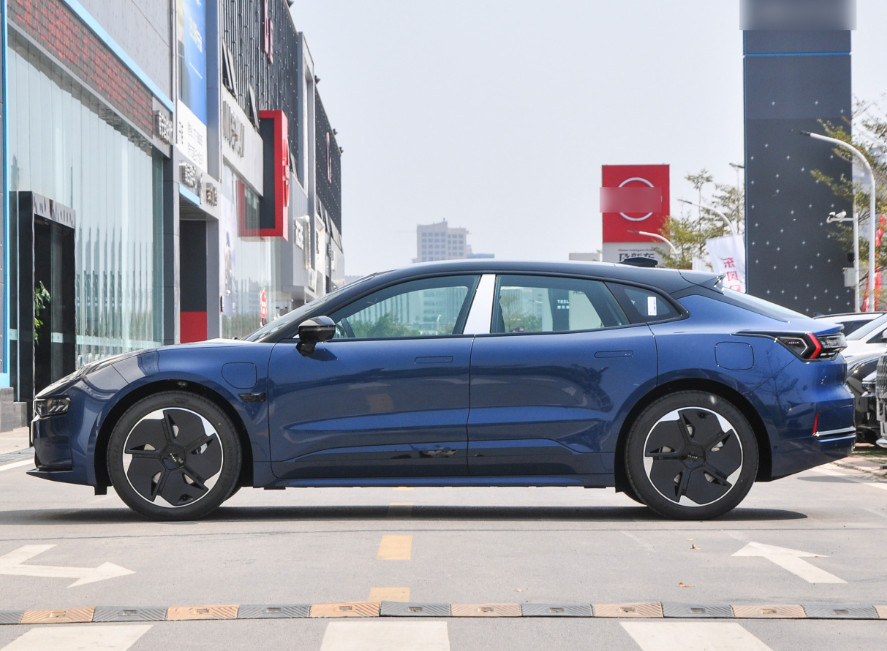 ZEEKR 001 2023 YOU Version 100kWh 656KM 2 Motors Electric 5 Seat Hatchback