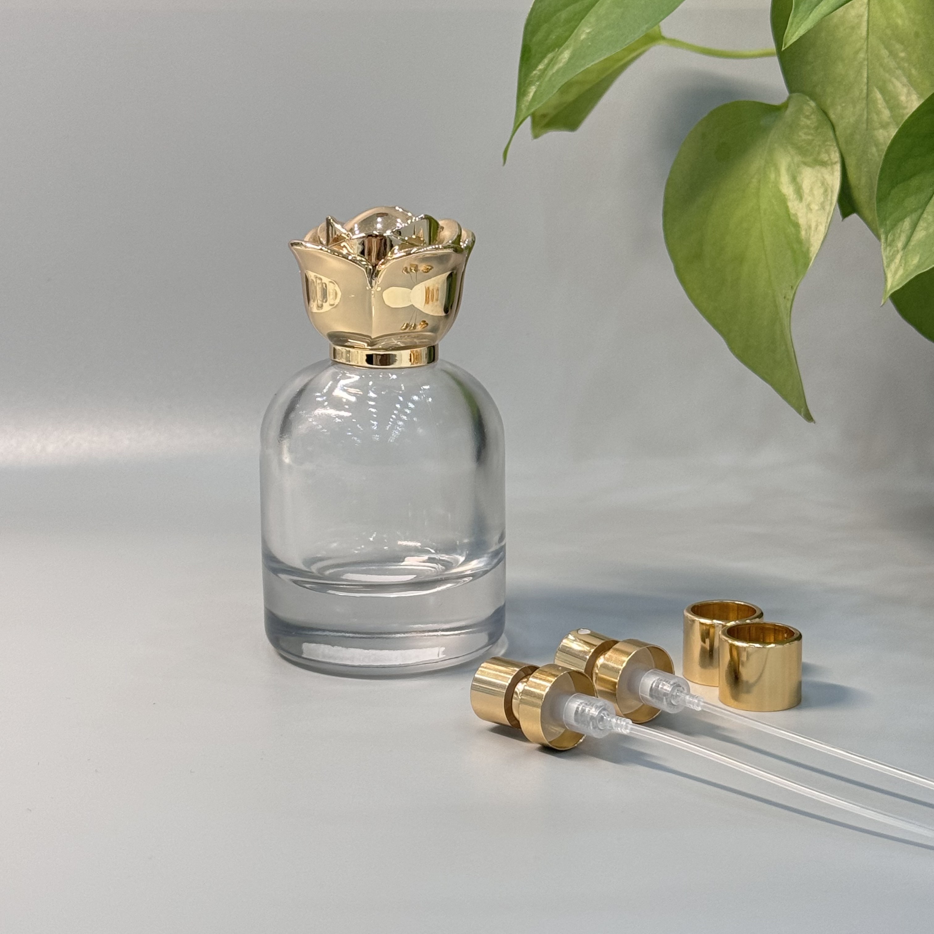 Environmental Material Customzied Zinc Alloy Metal Perfume Cap for Personalized Fragrance Bottles