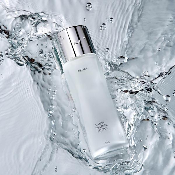 Buy cheap Modern Elegant 30ml 50ml Cosmetic Packaging Bottle White Frosted And Silver Cap from wholesalers