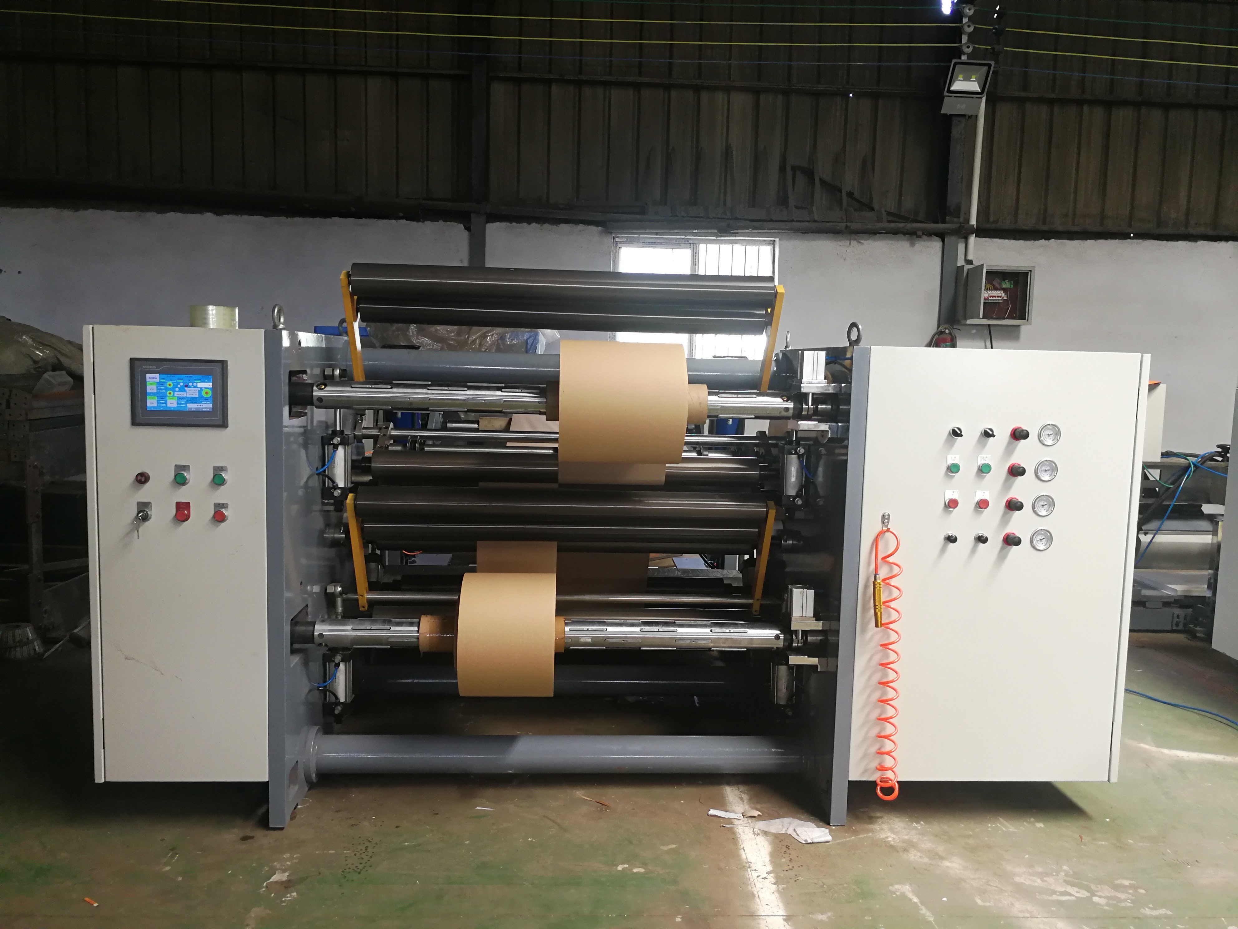 Fully Automatic Tension Slitting Machine 1150mm For 0.5mm Film 30 - 450g Paper