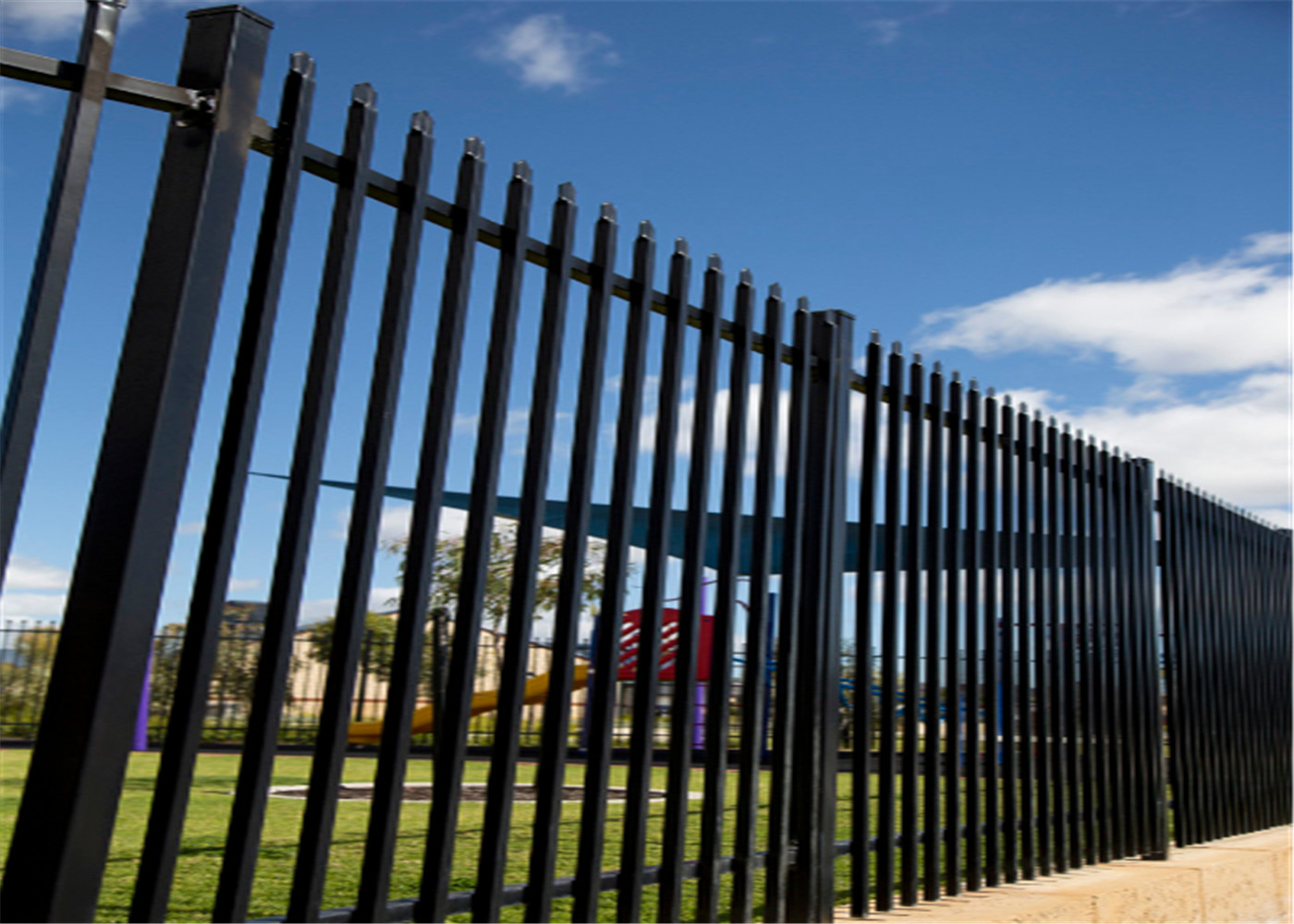 Akzo Nobel Powder Coated Steel Tubular Garrison Fence Panels 2100mm*2400mm