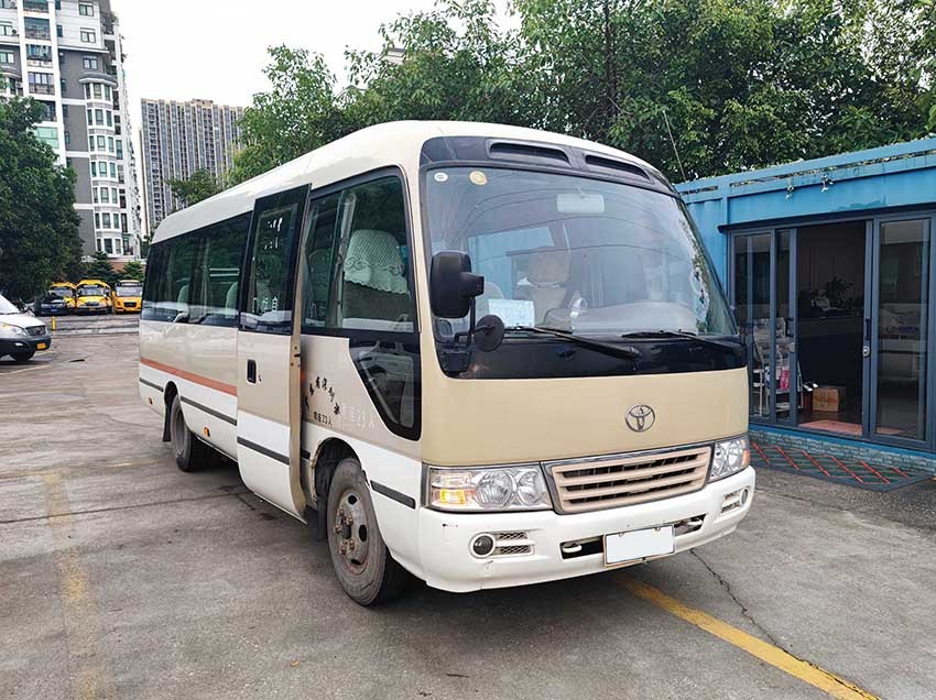 Used buses diesel Bus 23-seater cheap diesel Bus mass models