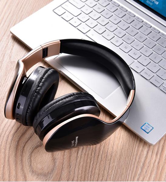 Buy cheap 400mAH USB Wireless Bluetooth Headset , Foldable Stereo Headphone Earphones MP3 With Mic from wholesalers