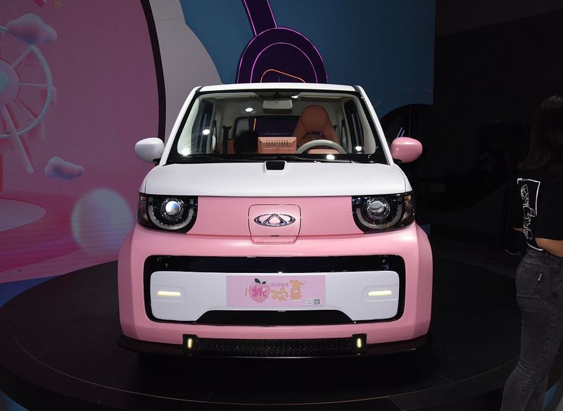 Smart Mini Ev Car Chery Mini Electric 4 Wheel QQ Ice Cream 3 Door 4 Seat 2023