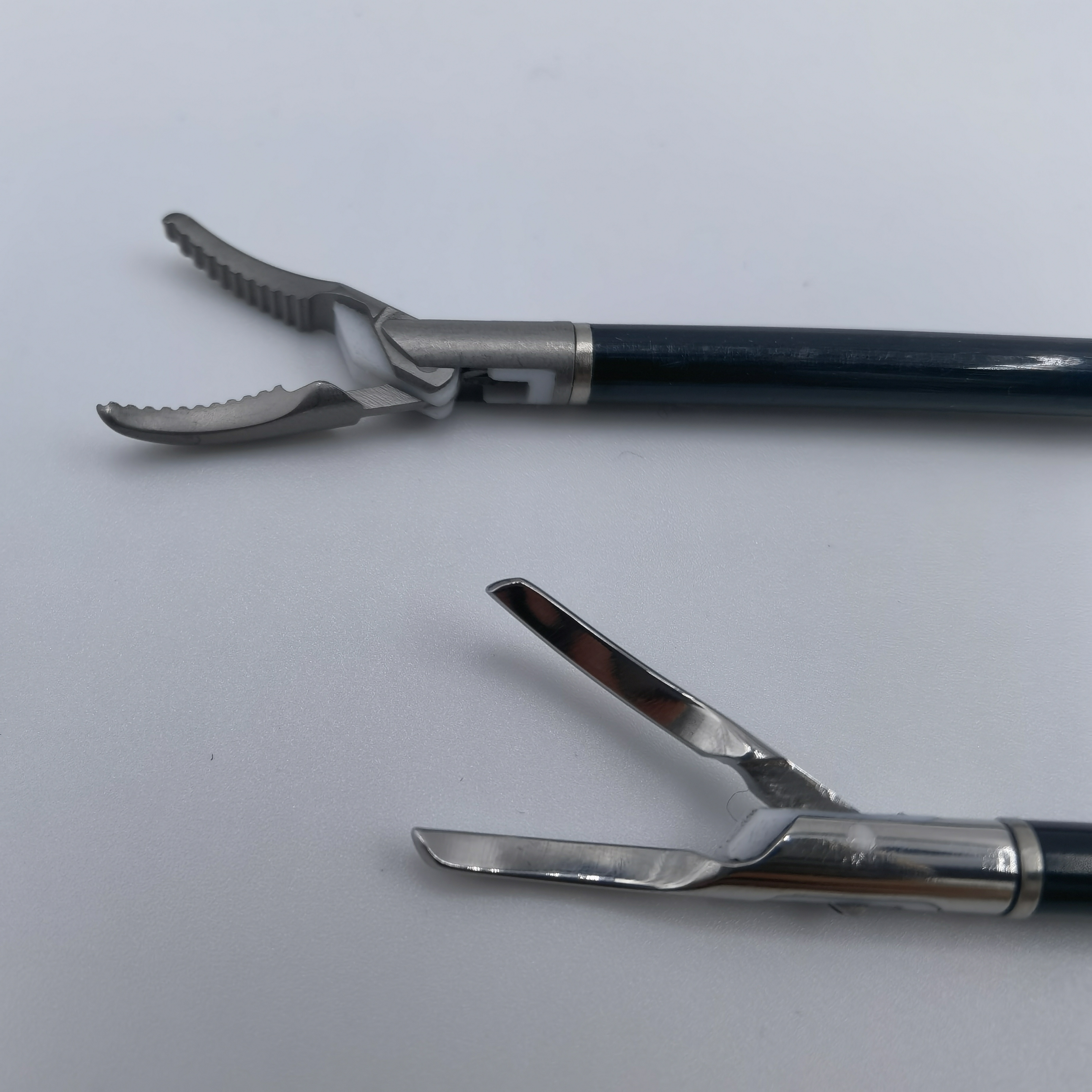 GB/T18830-2009 Approved Grasping Forceps for Medical Thoracoscopic Abdominal Surgery