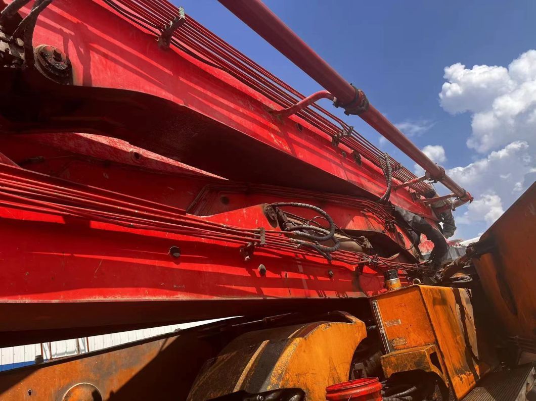 2013 56m Concrete Mixer Construction Machine on Mercedes-Benz Chassis