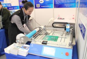 China Hottest Model CHMT48VA SMT Automatic Pick Place Machine + Vision System Linux Computer on sale
