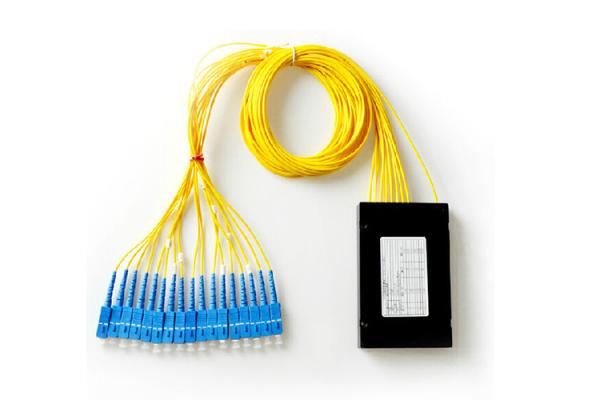 Buy cheap 1270-1650nm Wavelength Mini Optic Splitter 1x32 PLC Splitter OEM ODM from wholesalers