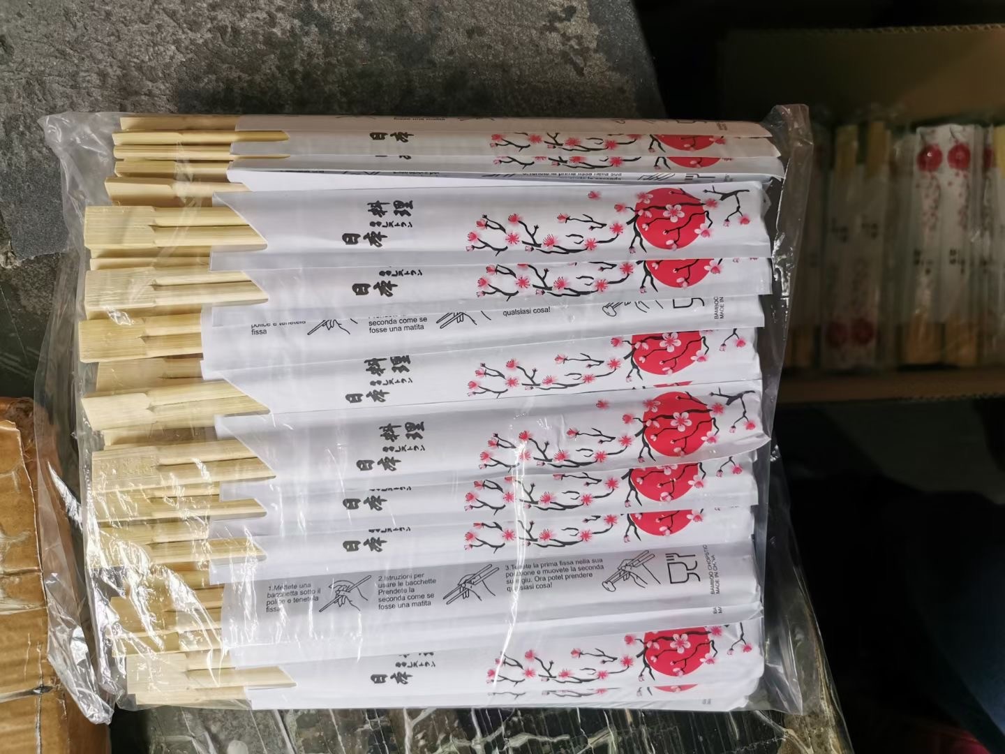 Disposable Paper Sleeve Twins Bamboo Chopsticks For Restaurants