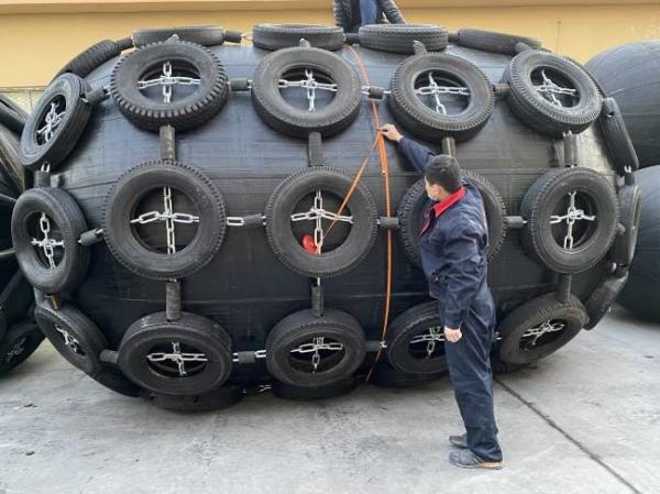Buy cheap Docking Ship Protection Yokohama Type Inflatable Rubber Fender from wholesalers