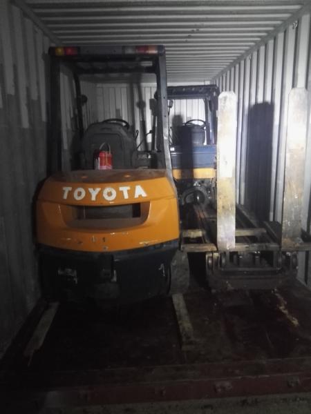 Buy cheap 2 Units Toyota 3 ton Forklift Sold To Omen from wholesalers