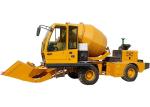 Self Loading Mobile Concrete Mixer Truck High Efficiency For Urban Construction