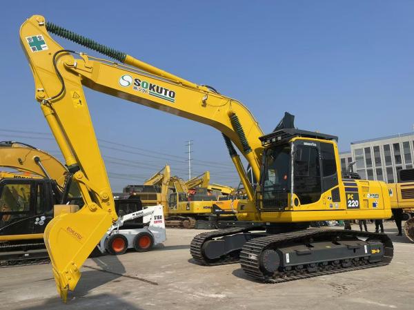 Buy cheap Used Komatsu PC220-8 Excavator 22 Tonnage Excavators Komatsu from wholesalers