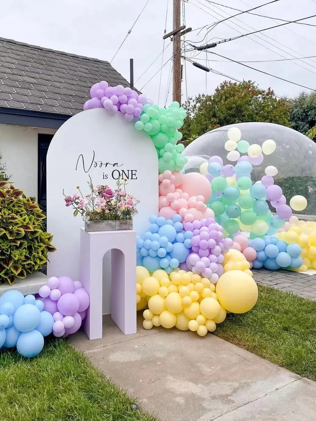 Hotel Outdoor Party Kids Bubble Houses Inflatable Bubble Tent Lodge for Party Event
