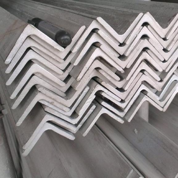 Buy cheap 1800mm 25mm 304 Cold Rolled Steel Angle NO.4 L Shape Angle Bar For Construction from wholesalers