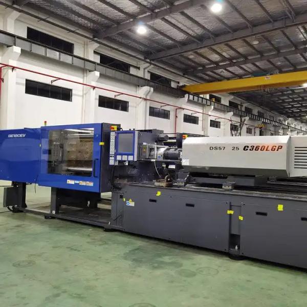 Buy cheap 580 Ton Used Injection Molding Machines Plastic Crate Injection Molding Machine Hydraulic from wholesalers