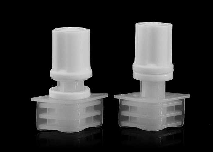 6.3mm Outer Dia Plastic Spout Screw Nozzle Caps Press Sealed On Doypack