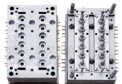 Buy cheap H13 NAK80 S136 Injection Moulding Die / Plastic Precision Injection Molding Polishing from wholesalers