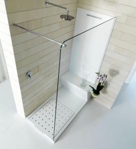 Wholesale European High quality standard OEM shower base Bathroom White Acrylic Tray different size available from china suppliers