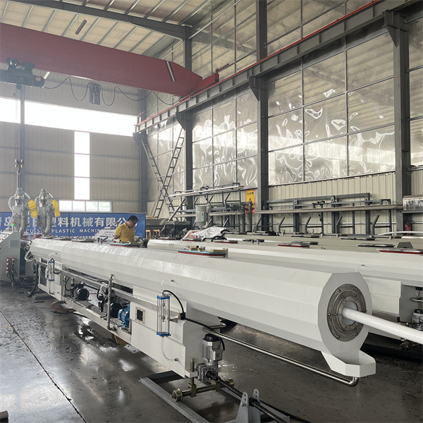 Plastic Pipe Extrusion Line HDPE PE Pipe Making Machine For Water Supply