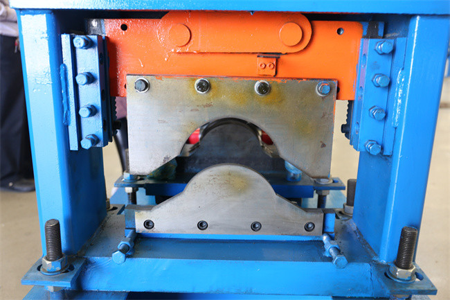 Galvanized high speed roof ridge cap roll forming machine tile making machinery