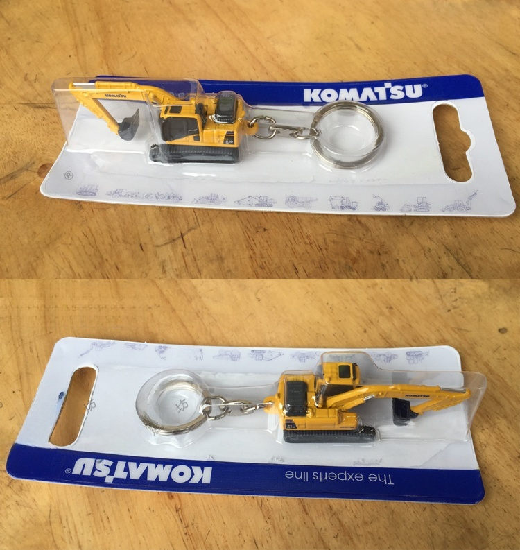 UH Komatsu PC210-8 Alloy Excavator Keychain 5523 | Licensed Mini Model, Collectible Gift
