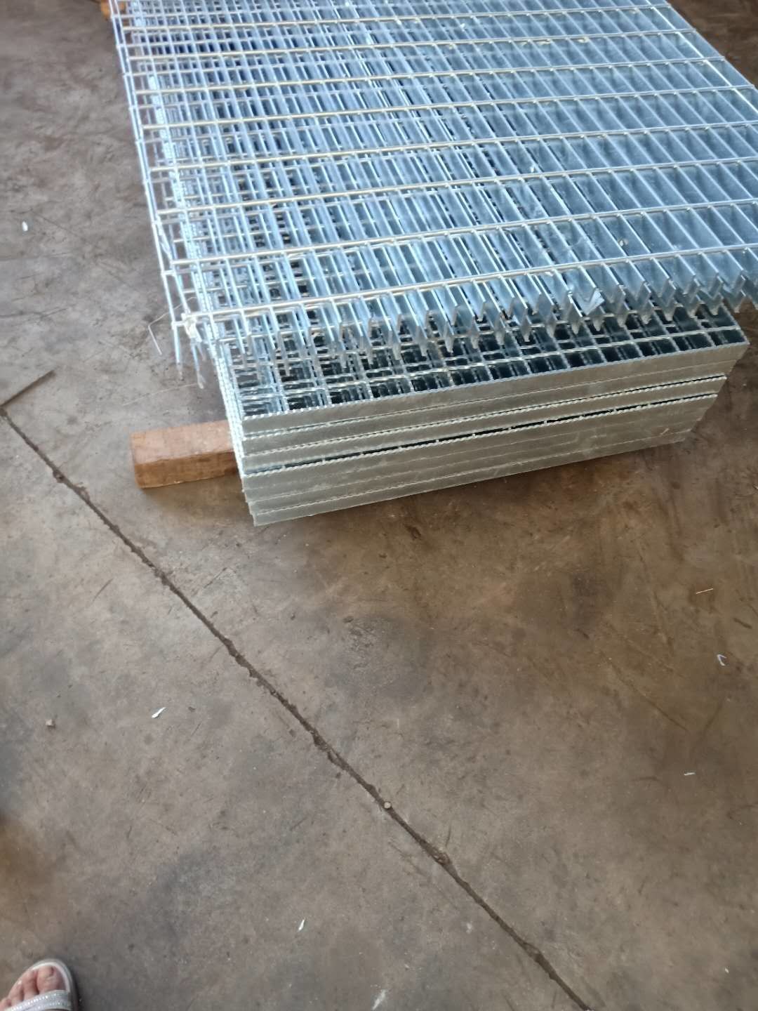 hot dipped galvanized industrial steel Grating