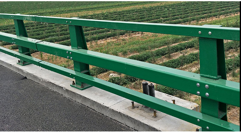 Road Safety Steel Barrier Bridge Guardrail For Traffic Road Standard AASHTO M-180