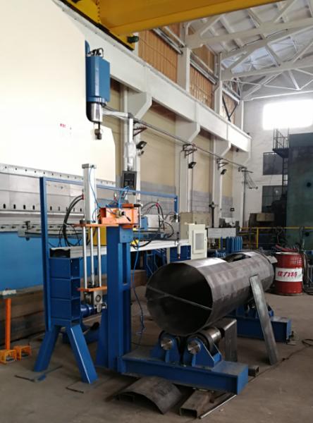Buy cheap Model 680/2000 CNC 2000mm Light Pole Door Cutting Machine from wholesalers