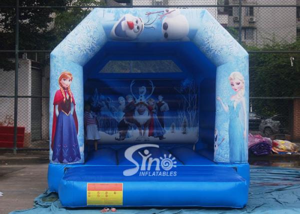 Commercial grade kids frozen bouncy castle with roof made of 610g/m2 pvc