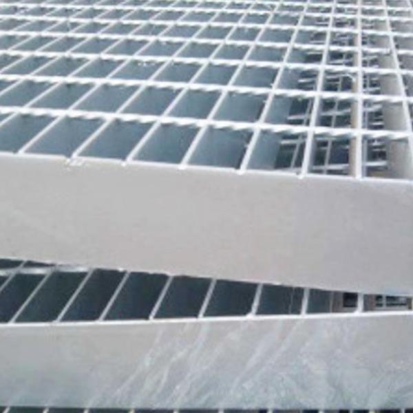 Buy cheap Q235 Mild Carbon Hot Dip Galvanized 316 Stainless Steel Grating For Platfrom Walkway Stair Treads from wholesalers
