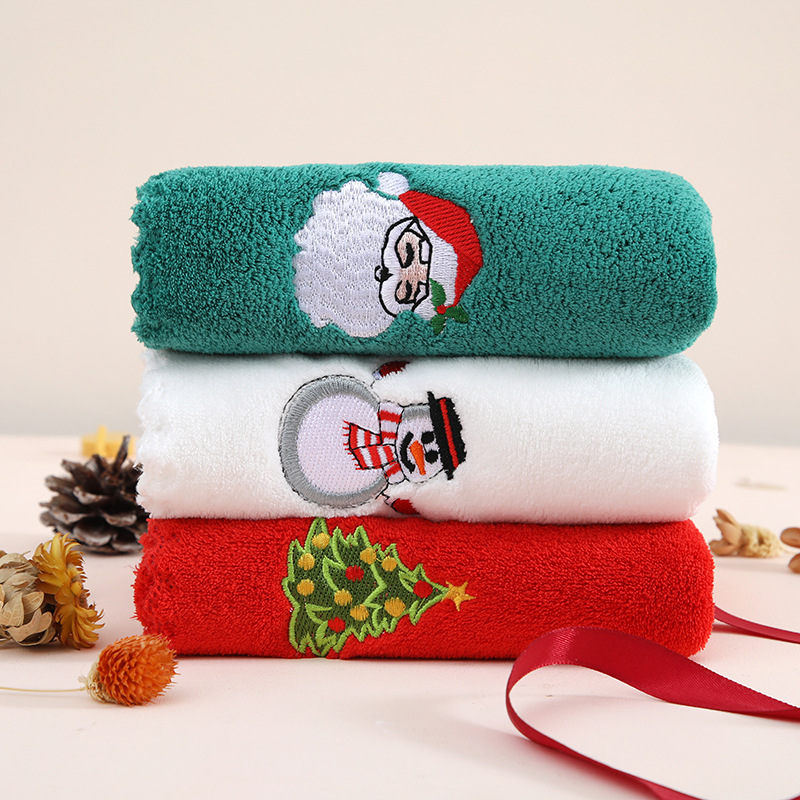Accompanied by Hand Gift Soft and Absorbent Christmas Towel in Coral Velvet for Year