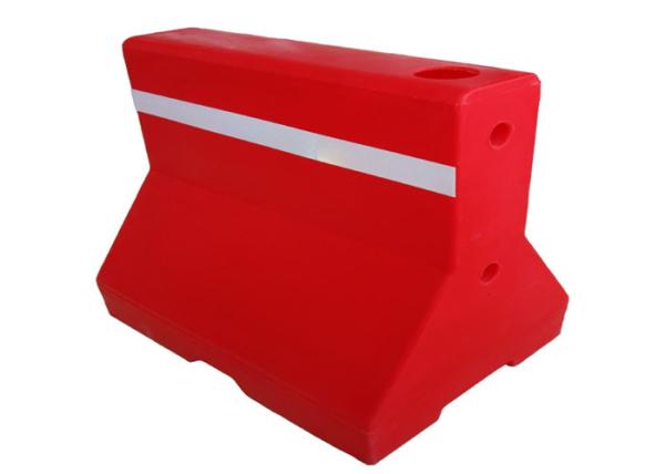 Buy cheap Water Filled Highway Plastic Barrier Herringbone Traffic Safety Equipment from wholesalers