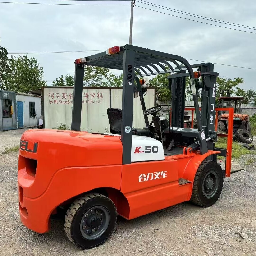 Secondhand Heli 50 Diesel Forklift 5 Ton Weight 5 Meter Lifting Height