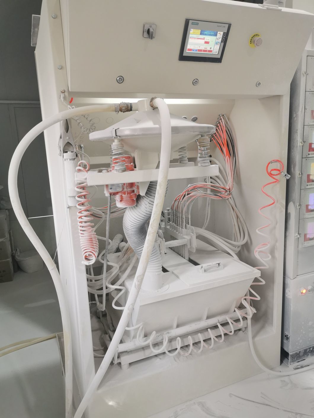 Top Powder Coating Line with Conveyor System Equipment for Structural Parts