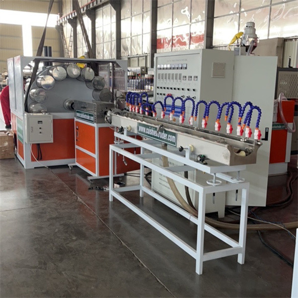 Industrial Plastic Extrusion Machinery PVC Fiber Reinforced Pipe Production Machine