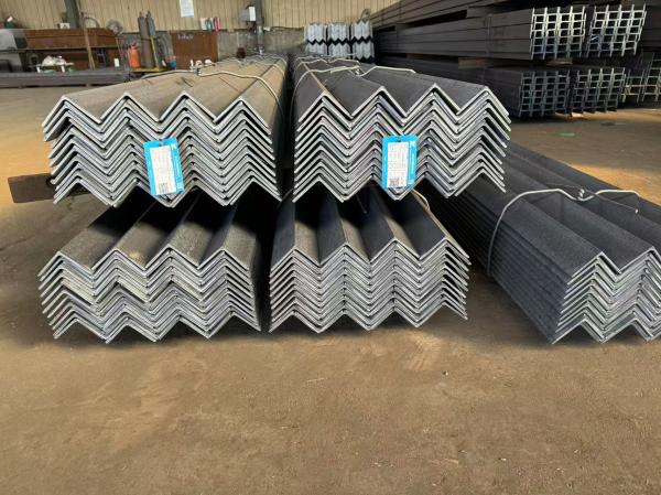 Buy cheap Hot Rolled Galvanized Angle Lintels G300 Grade For Strong Construction Support from wholesalers