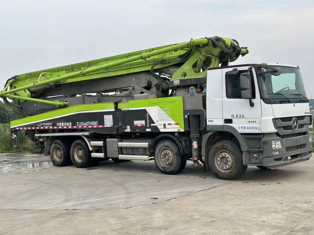 2019 Zoomlion 56m Concrete Pump Truck Pump on Mercedes-Benz Chassis Sell in Good Original Condition with Best Price