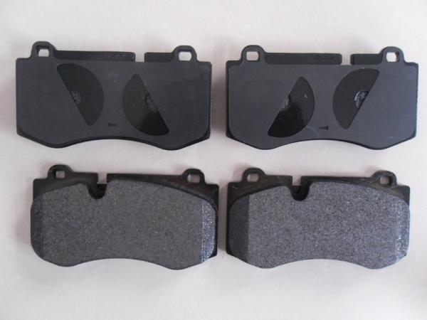 Buy cheap Semi - Metalic Front Auto Brake Pads For Mercedes - Benz E - CALSS OEM 0044208020 from wholesalers