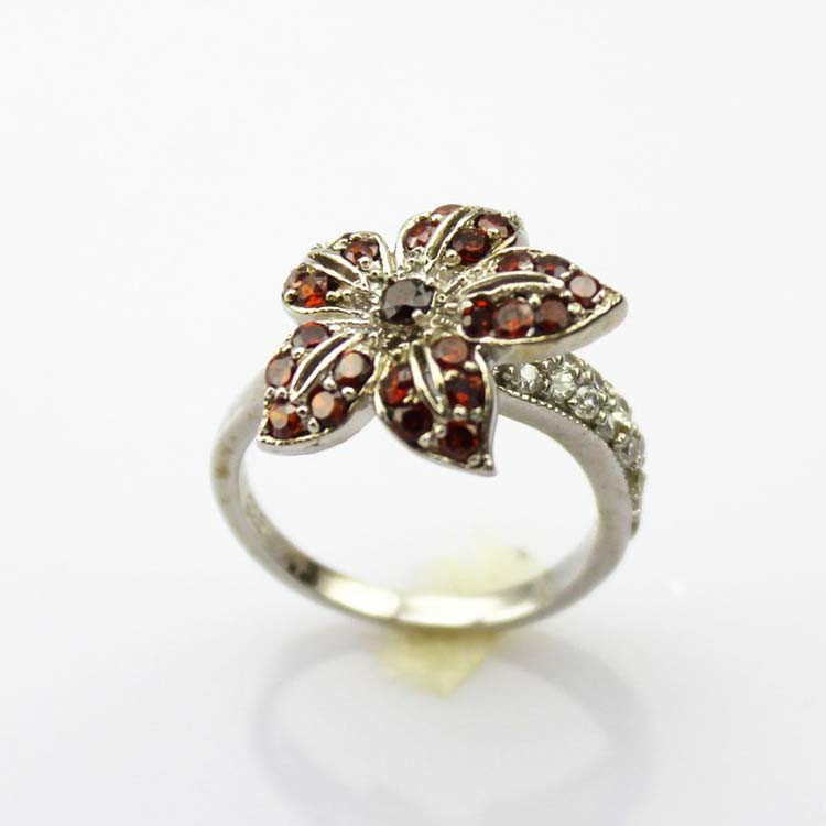 Women Jewelry Flower Design Sterling Silver Pave Blue Cubic Zirconia Ring (S-RJ344)