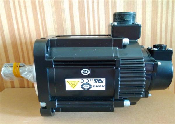 Buy cheap Industrial Servo Motor Yaskawa 8.34N.m 10.7A 200V AC Servo Motor SGMGH-13ACA41 from wholesalers