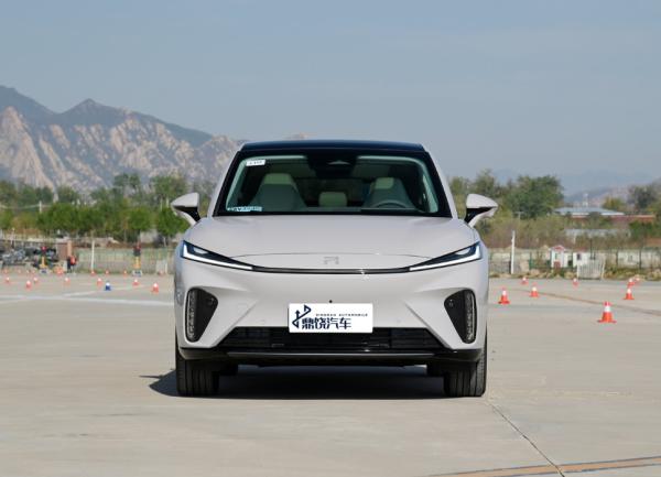 Buy cheap Luxury Pure New Energy Rising Auto R7 MG S9 9 Adult Personal Electric Vehicle Car from wholesalers