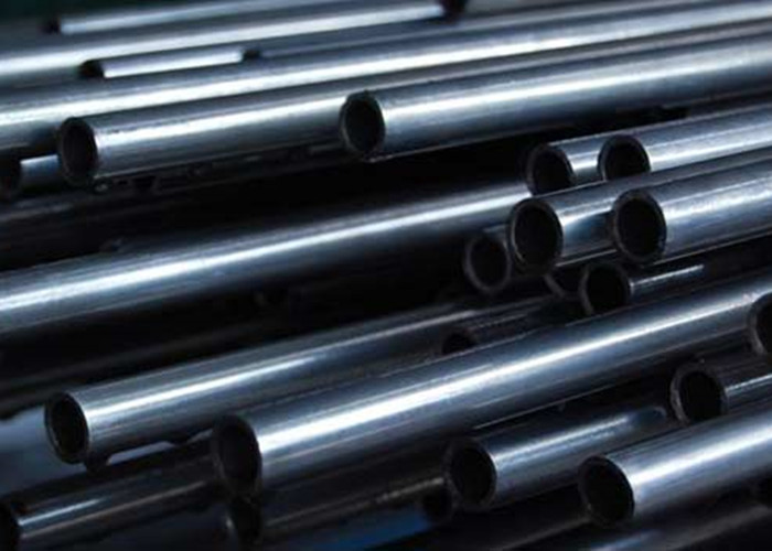 Black Painting Alloy Steel Seamless Boiler Tubes Corrosion Resistance