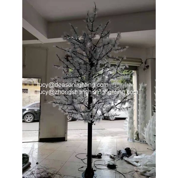 led maple tree lights